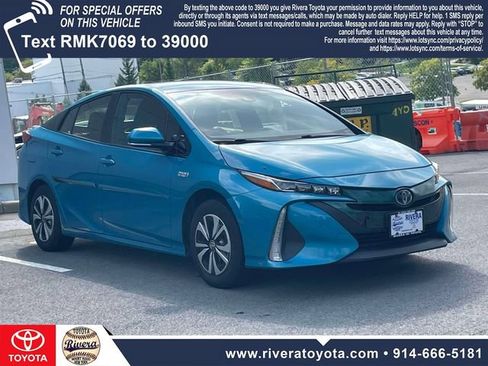Used 2017 Toyota Prius Prime Premium FWD image 1
