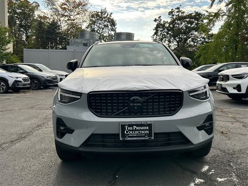 New 2026 Volvo XC40 B5 Ultra w/ Climate Package image 6