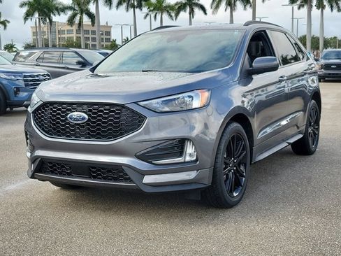 Certified 2023 Ford Edge ST-Line image 3
