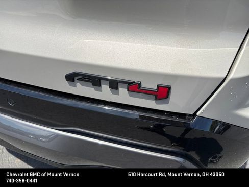New 2026 GMC Terrain AT4 w/ Convenience Package III AWD/4WD image 39