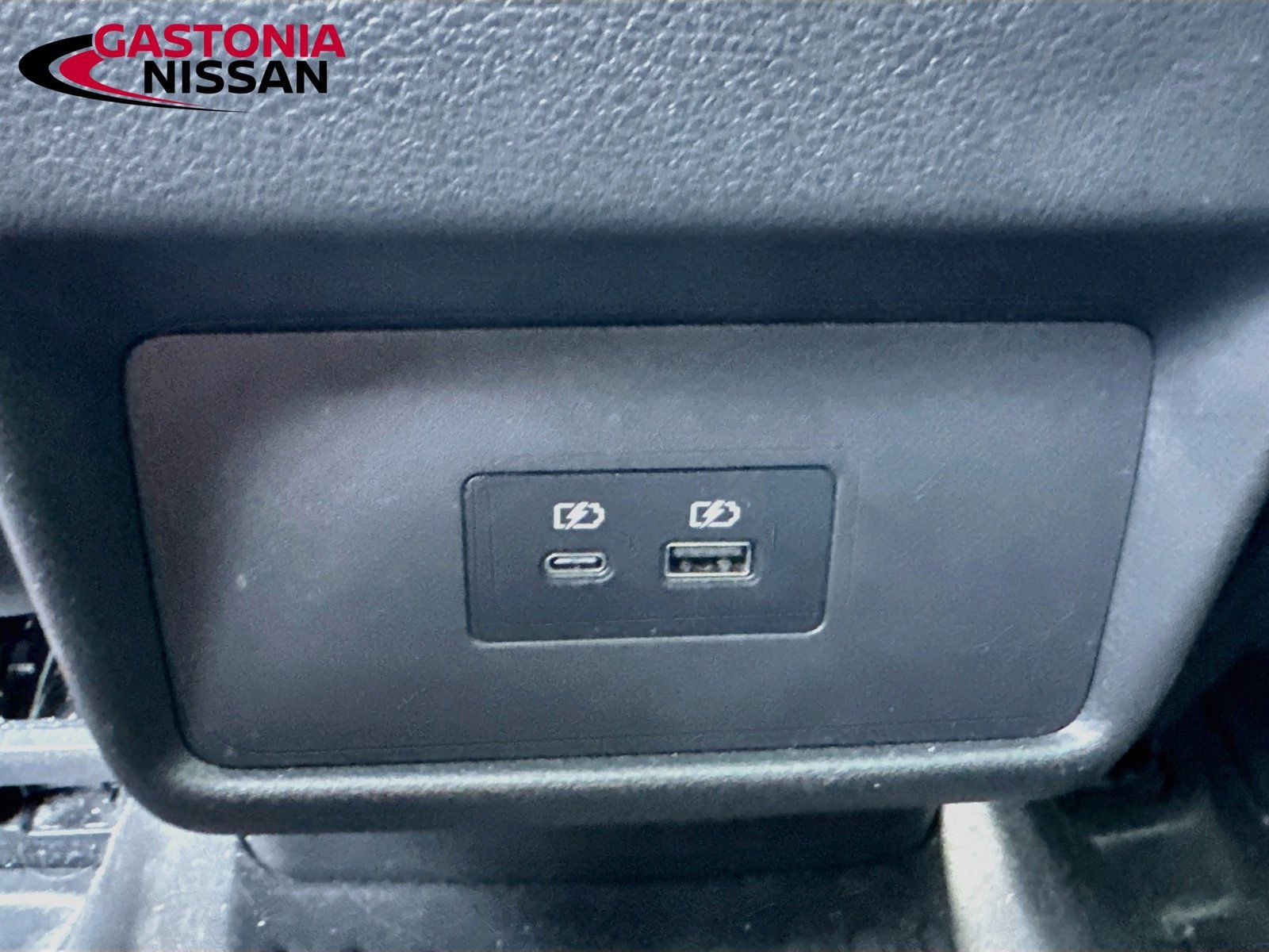 Used 2023 Nissan Rogue SV w/ SV Premium B Package AWD/4WD image 33