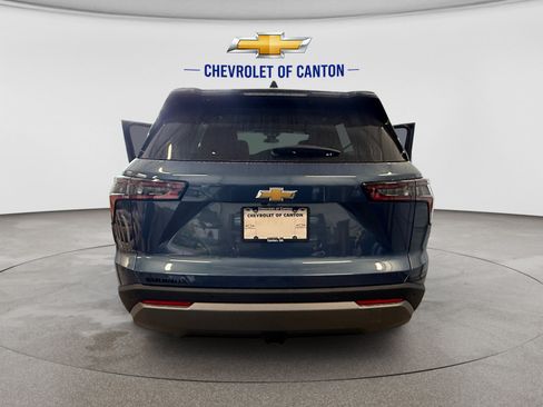 New 2027 Chevrolet Equinox LT FWD image 6