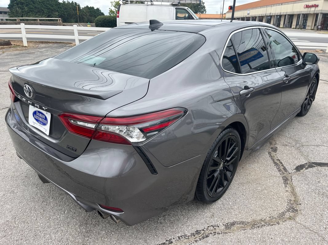 Used 2021 Toyota Camry XSE FWD image 5