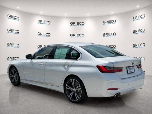 Used 2024 BMW 330i Sedan w/ Convenience Package RWD image 5