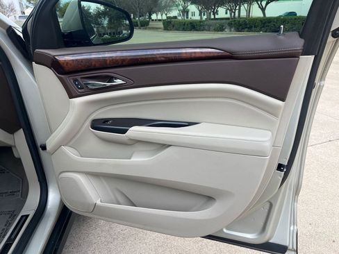 Used 2016 Cadillac SRX Performance w/ Driver Awareness Package image 19