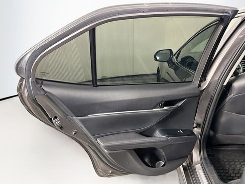 Used 2018 Toyota Camry XSE w/ Driver Assist Package image 26