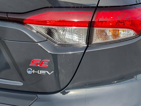 Certified 2026 Toyota Corolla SE w/ SE Premium Package FWD image 20