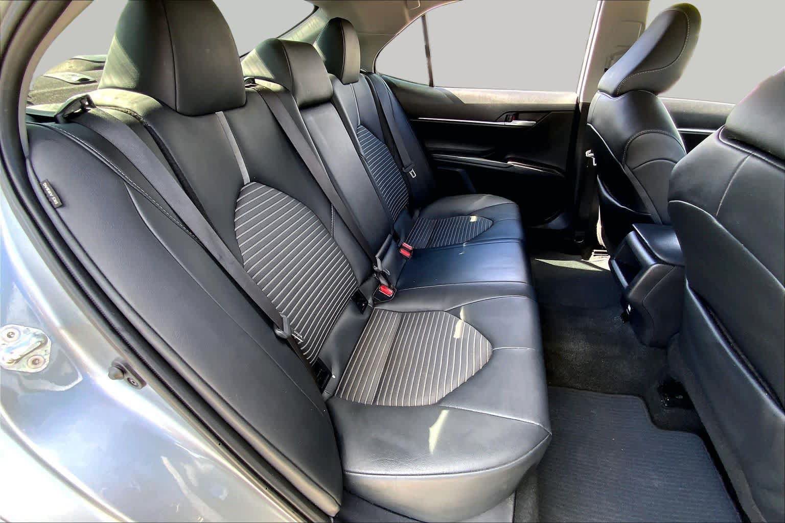 Used 2024 Toyota Camry SE FWD image 19