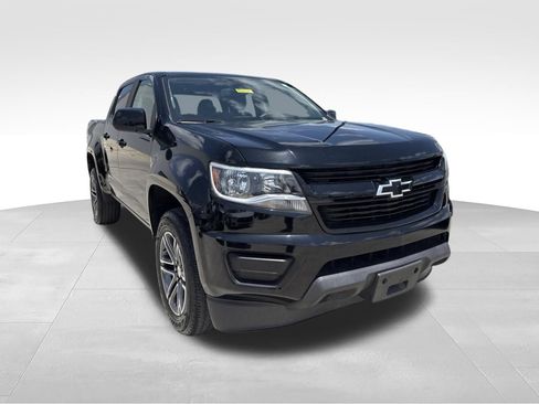 Used 2020 Chevrolet Colorado W/T w/ Custom Special Edition RWD image 3