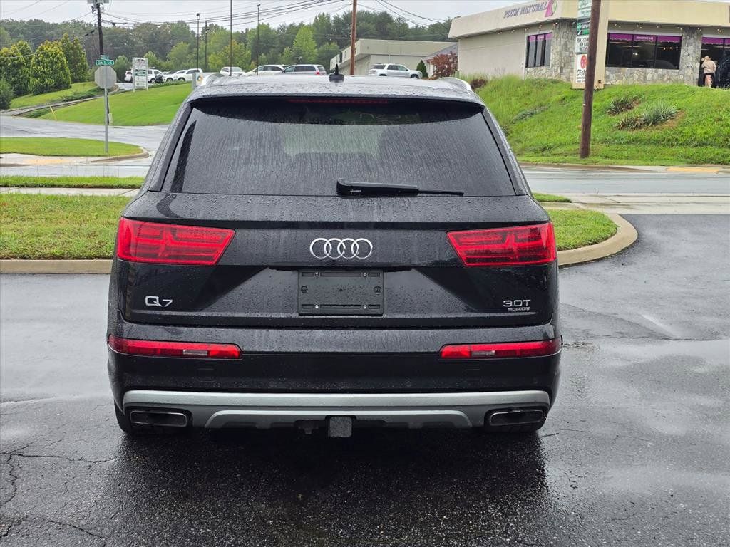 Used 2017 Audi Q7 3.0T Prestige w/ Prestige Package AWD/4WD image 11