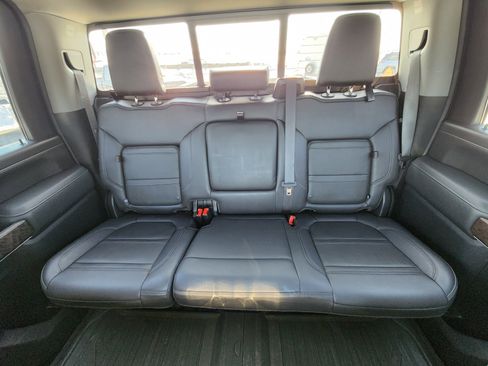 Used 2023 GMC Sierra 2500 Denali w/ Technology Package image 8