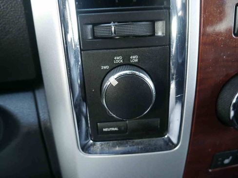 Used 2011 RAM 2500 Laramie w/ Protection Group image 34