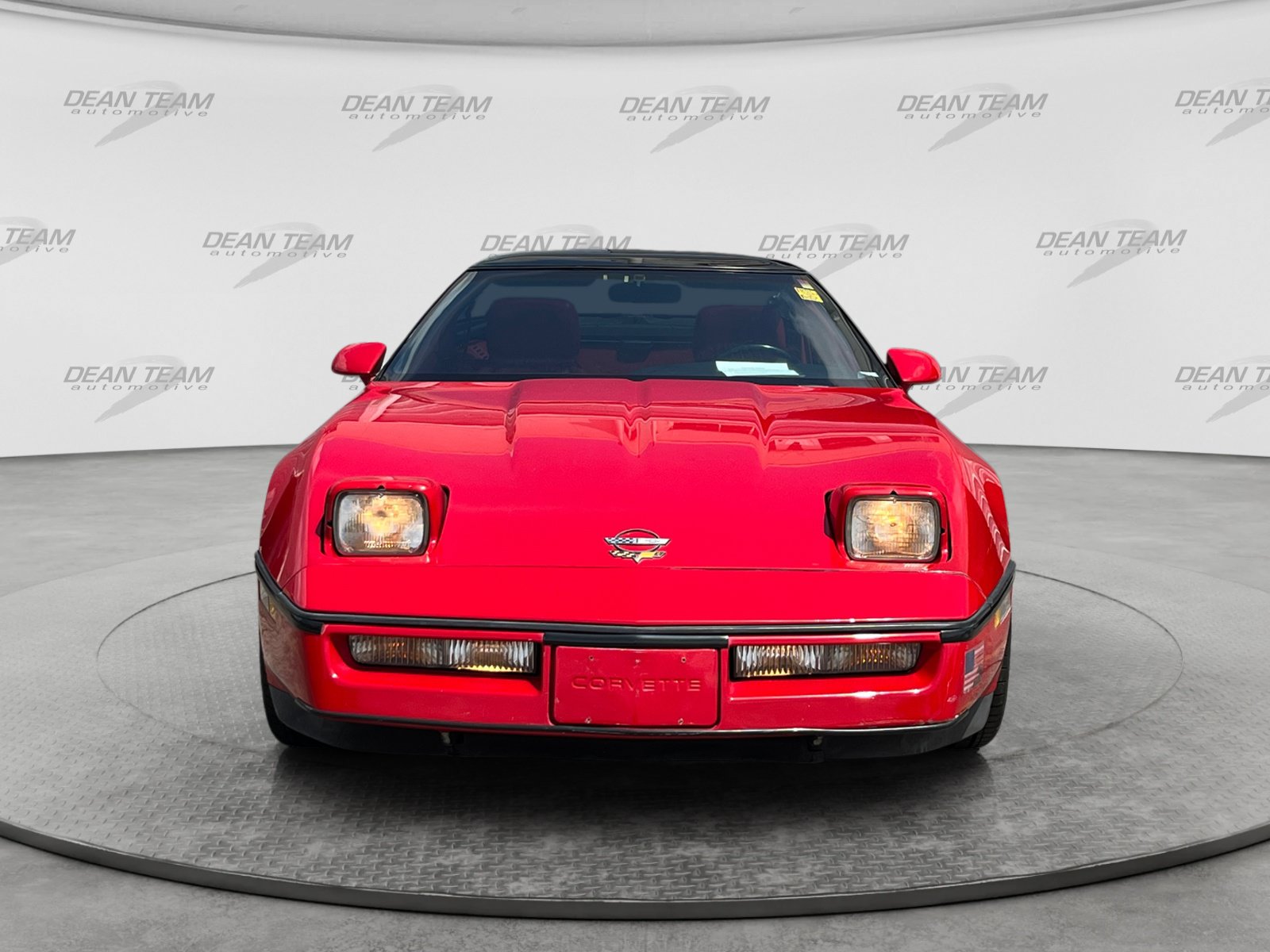 Used 1990 Chevrolet Corvette Coupe RWD image 2