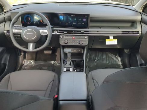 New 2025 Hyundai Tucson SE FWD image 14