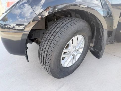 Certified 2020 Nissan Frontier SV RWD image 33