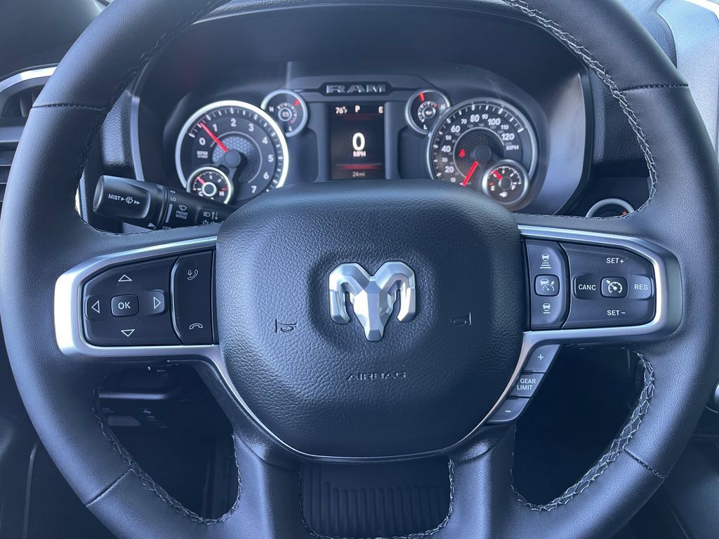New 2026 RAM 1500 Big Horn AWD/4WD image 29