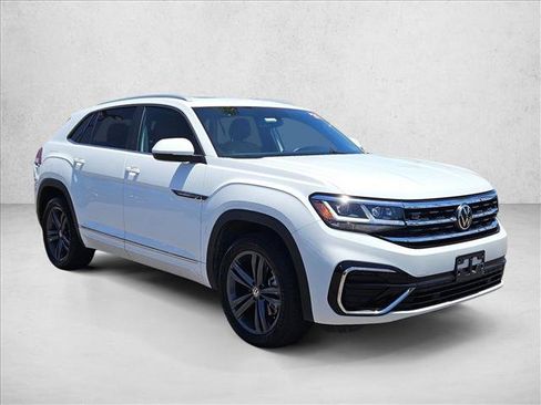 Used 2021 Volkswagen Atlas Cross Sport SE w/ Panoramic Sunroof Package AWD/4WD image 3