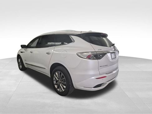 Used 2024 Buick Enclave Avenir w/ Avenir Technology Package image 8