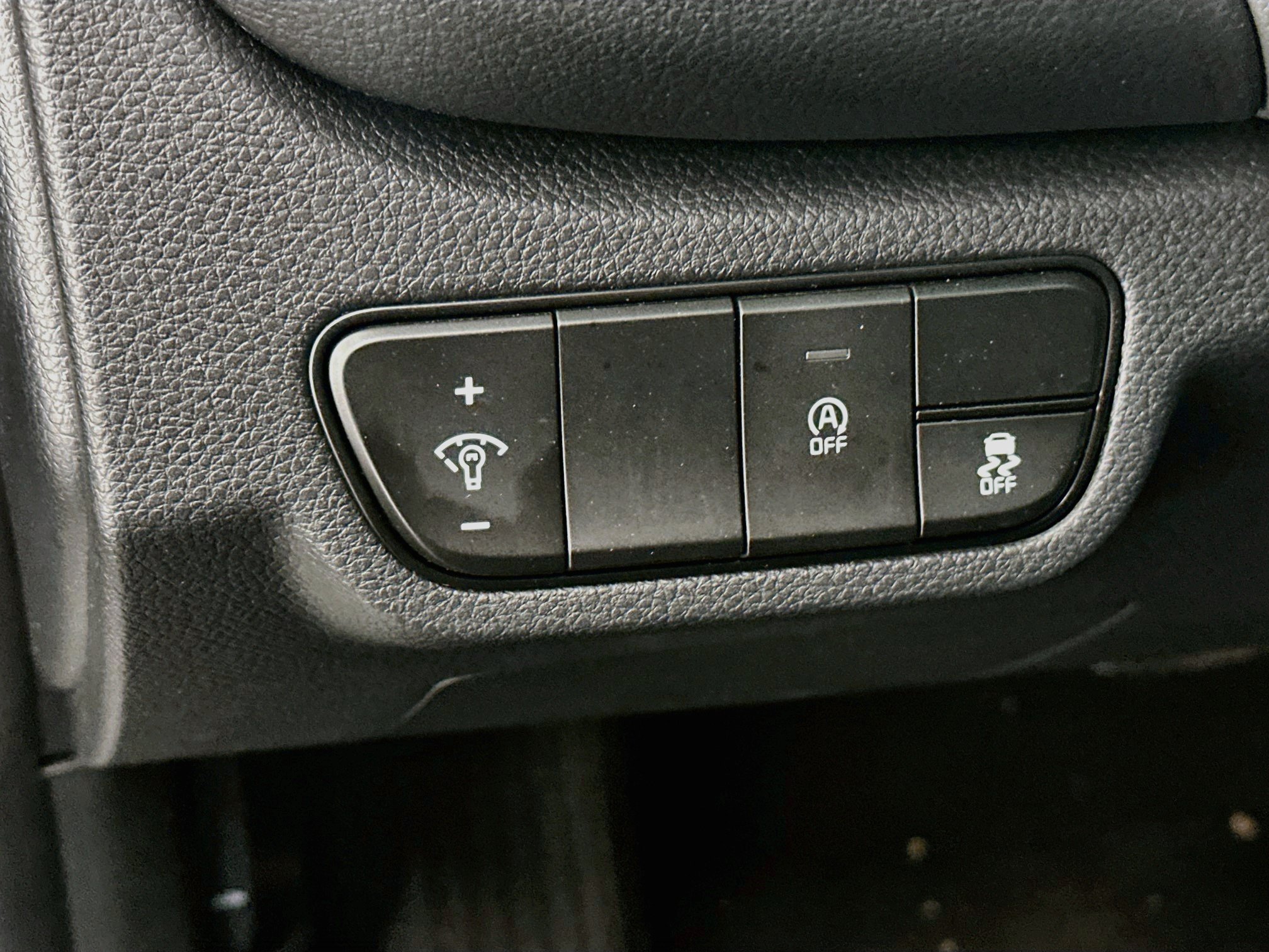 Used 2026 Kia Seltos LX AWD/4WD image 17