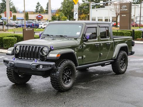 Used 2021 Jeep Gladiator Willys image 4