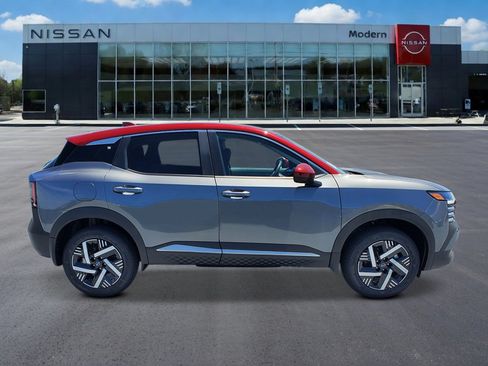 New 2026 Nissan Kicks SV FWD image 7