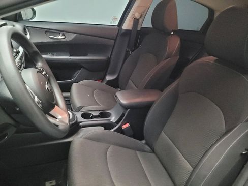 Used 2020 Kia Forte LXS FWD image 17