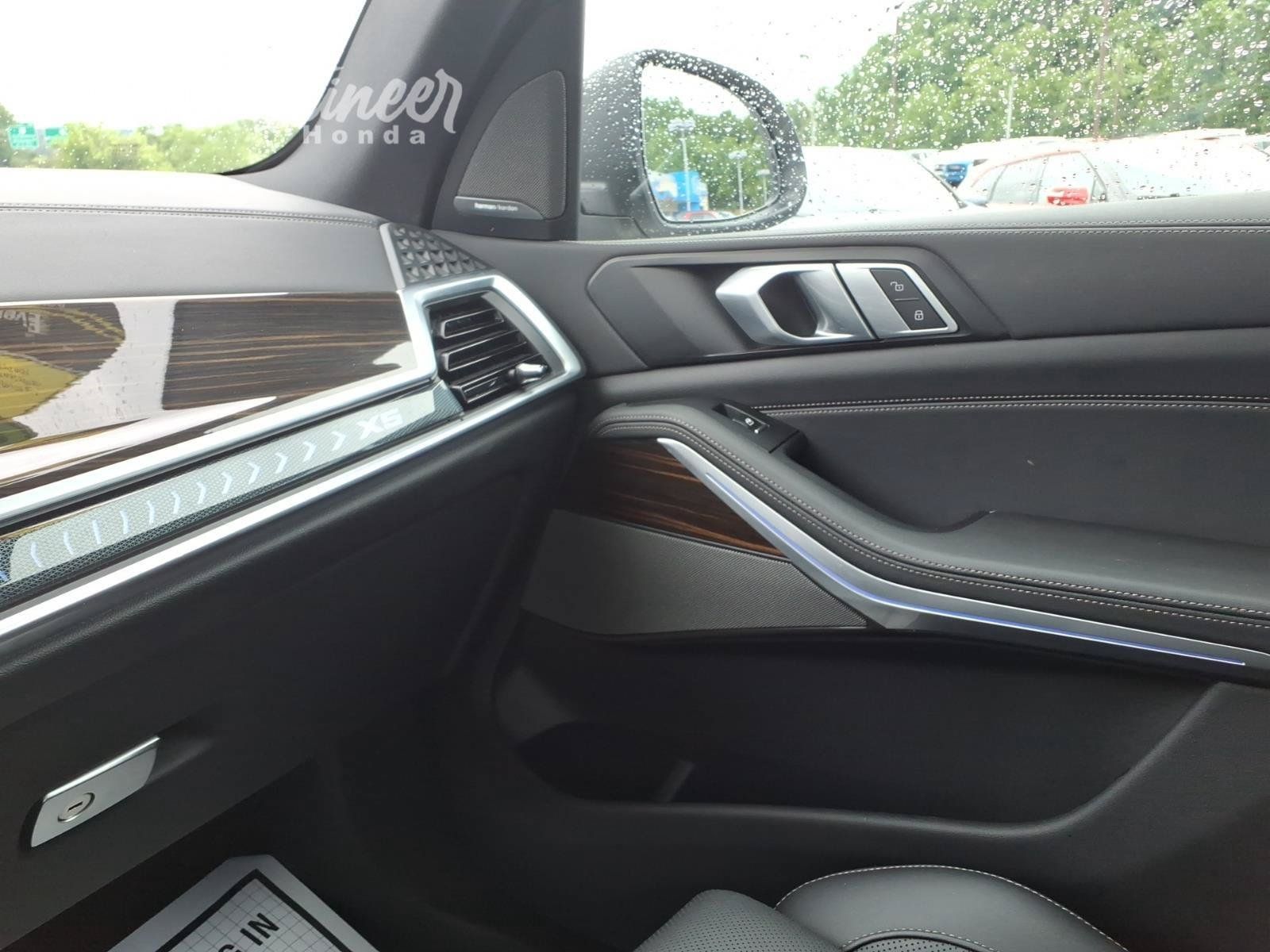 Used 2026 BMW X5 xDrive40i AWD/4WD image 35