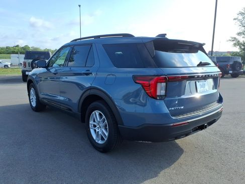 Used 2026 Ford Explorer Active RWD image 5
