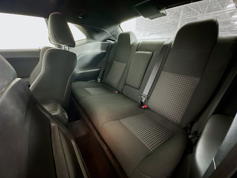 Used 2019 Dodge Challenger R/T w/ Blacktop Package image 26