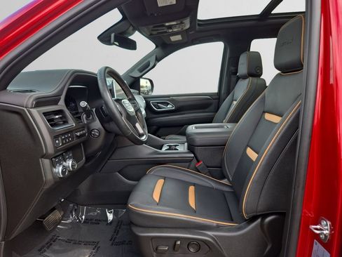 Used 2024 GMC Yukon AT4 w/ AT4 Premium Package AWD/4WD image 11