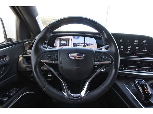 Certified 2023 Cadillac Escalade ESV V image 15