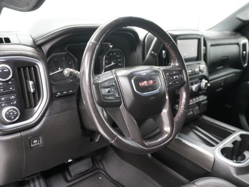 Used 2022 GMC Sierra 2500 AT4 w/ AT4 Premium Plus Package AWD/4WD image 14