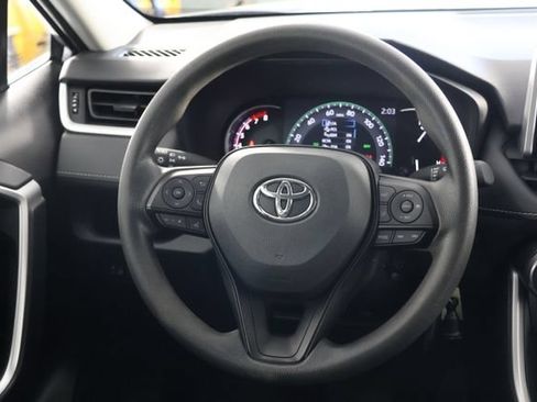 Used 2024 Toyota RAV4 LE AWD/4WD image 10