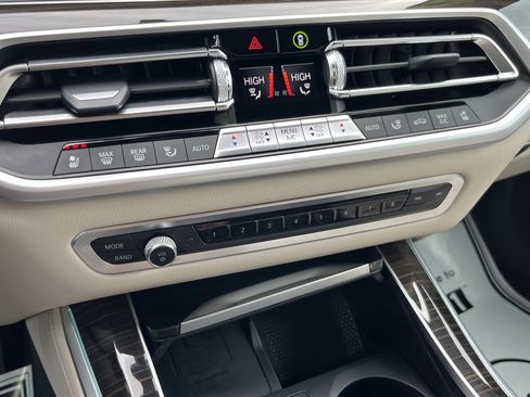 Used 2021 BMW X5 xDrive40i w/ Premium Package 2 image 31