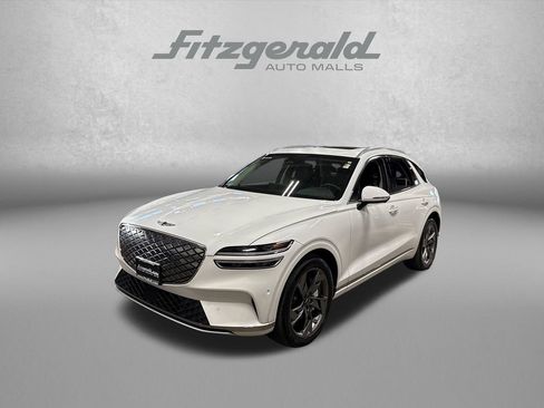 Used 2025 Genesis Electrified GV70 w/ Prestige Package AWD/4WD image 2