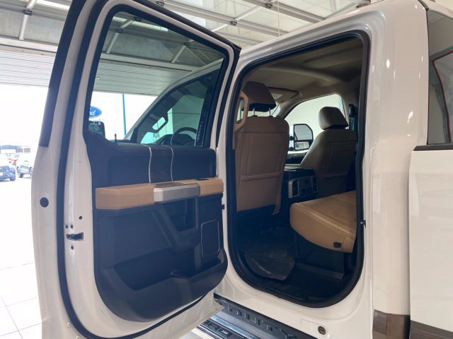 Used 2022 Ford F250 Lariat AWD/4WD image 15