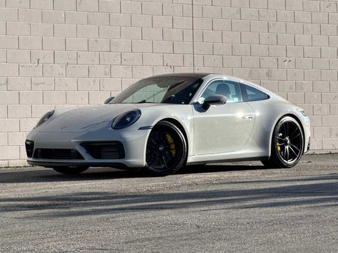 Certified 2023 Porsche 911 Carrera GTS image 1