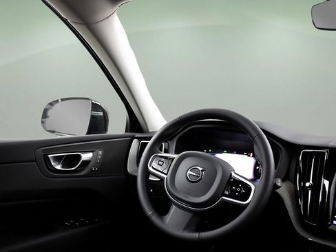 Certified 2025 Volvo XC60 T8 Plus w/ Protection Package Premier AWD/4WD image 2