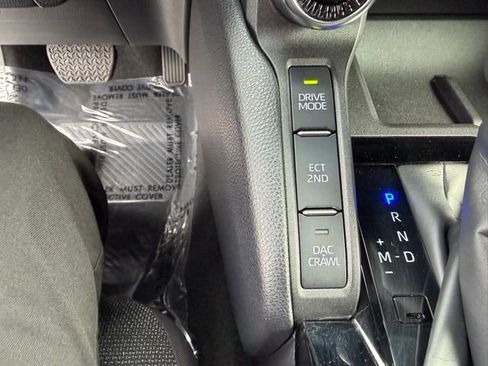 Certified 2024 Toyota Land Cruiser image 26