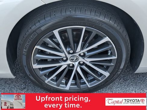 Used 2023 Lexus ES 250 w/ Premium Package AWD/4WD image 24
