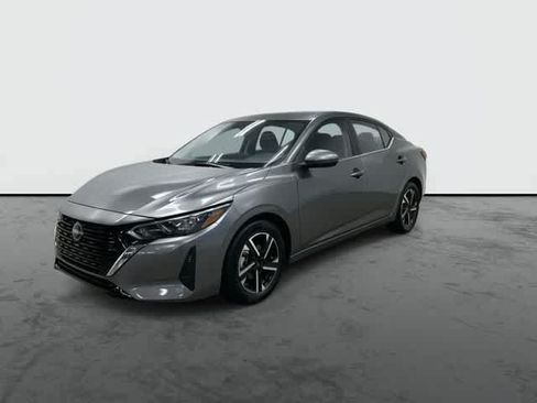 Used 2025 Nissan Sentra SV FWD image 8