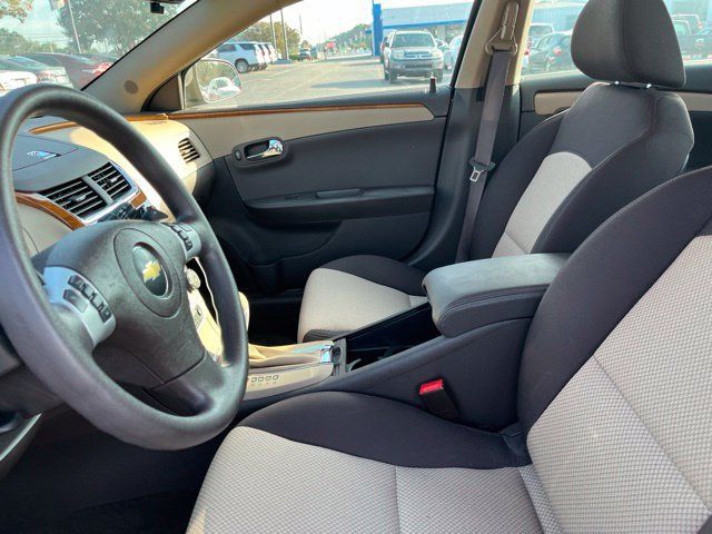 Used 2010 Chevrolet Malibu LT w/ Power Convenience Package FWD image 8