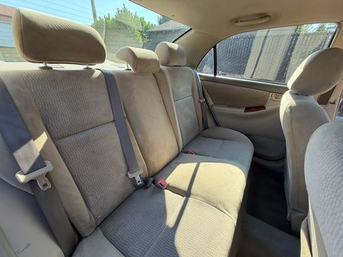 Used 2005 Toyota Corolla LE FWD image 21