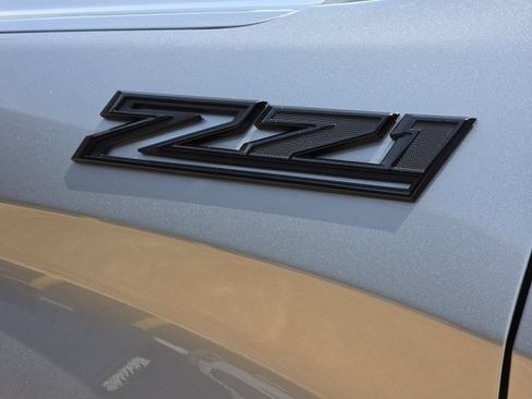 Used 2025 Chevrolet Silverado 1500 RST AWD/4WD image 8