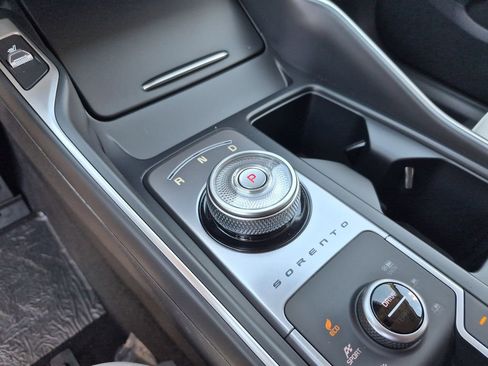 New 2026 Kia Sorento EX AWD/4WD image 9