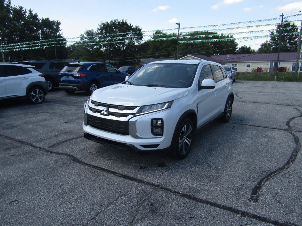 Used 2023 Mitsubishi Outlander Sport AWD image 3