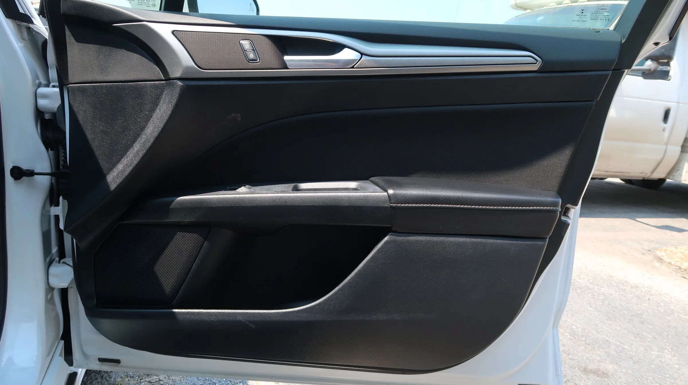Used 2019 Ford Fusion SE FWD image 47