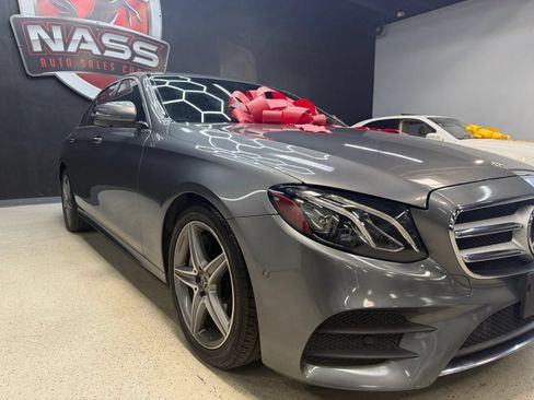 Used 2019 Mercedes-Benz E 300 image 4