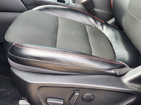 Used 2023 Ford Escape ST-Line w/ Tech Pack #1 AWD/4WD image 30