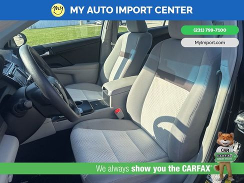 Used 2013 Toyota Camry LE image 7